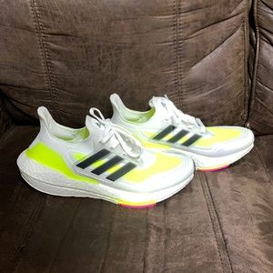 Youth adidas ultraboost 21